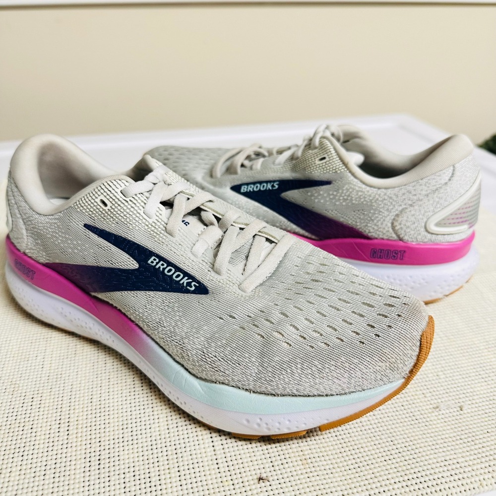 Brooks Women's Ghost 16 White Grey Estate Blue Sz 8.5B Athletic Running Shoes